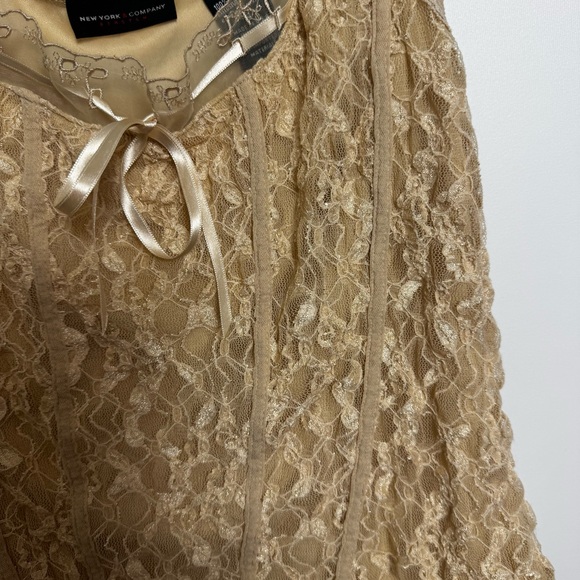 New York & Company Beige Lace Camisole with Front Bow - Picture 5 of 7